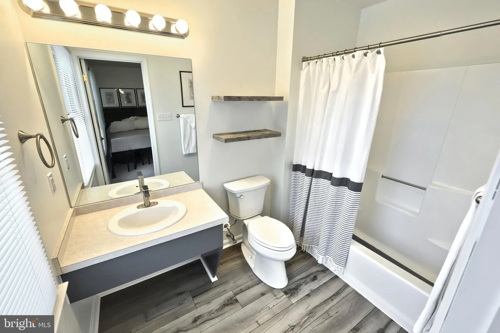 Lewisberry, Pennsylvania 17339, United States, 2 Bedrooms Bedrooms, ,3 BathroomsBathrooms,Residential,Coming Soon,177656