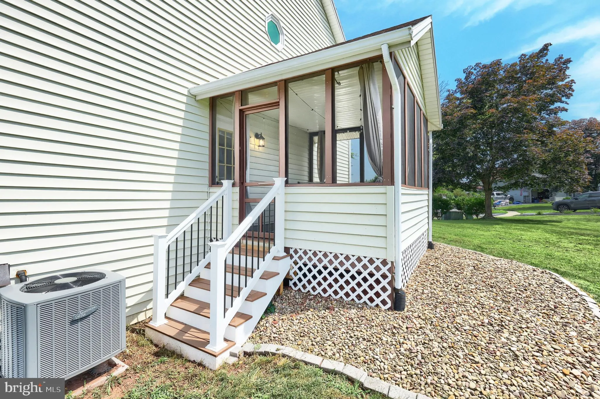 Lewisberry, Pennsylvania 17339, United States, 2 Bedrooms Bedrooms, ,3 BathroomsBathrooms,Residential,Coming Soon,177656