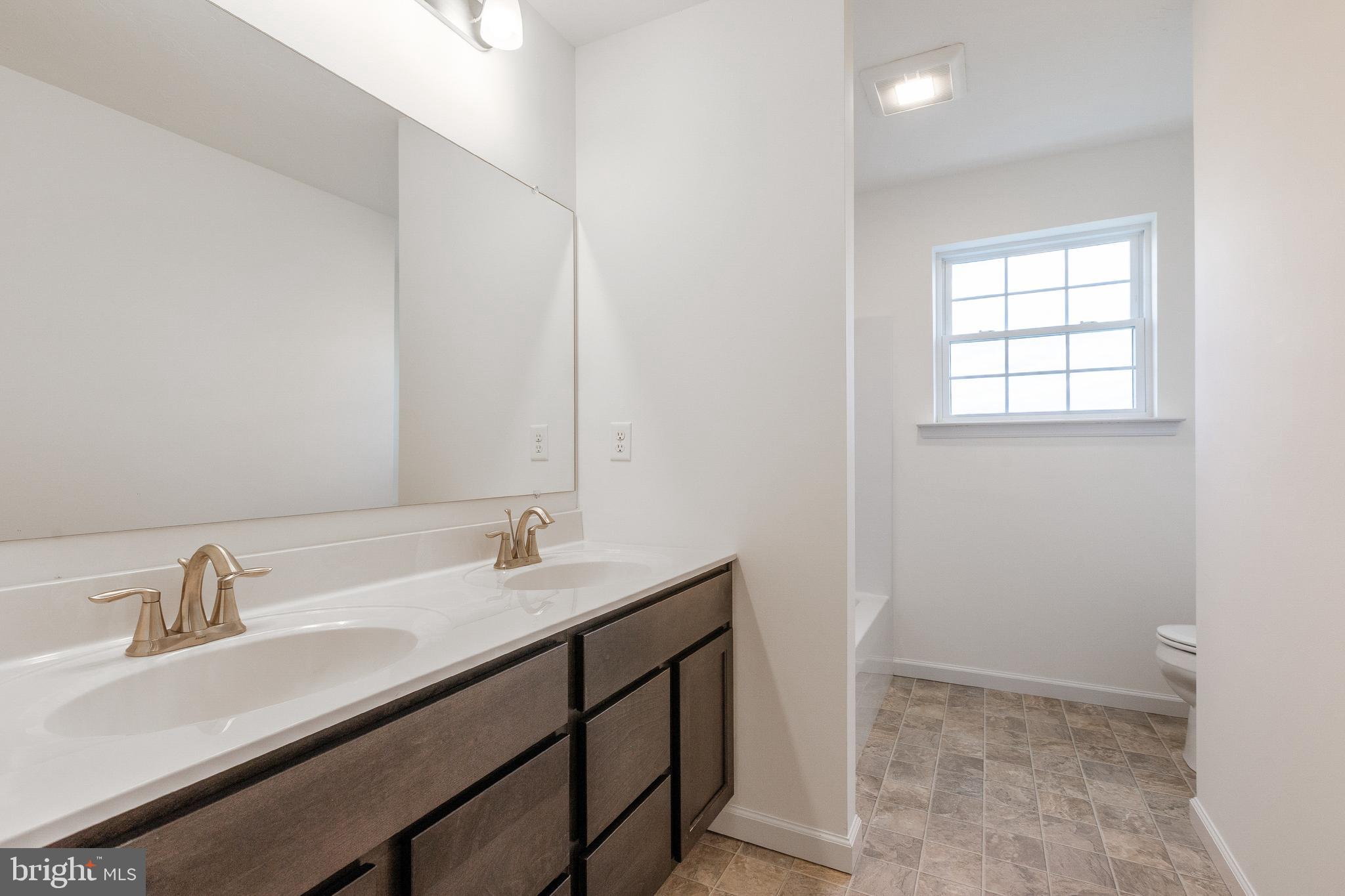 EAGLE ROCK - Residential