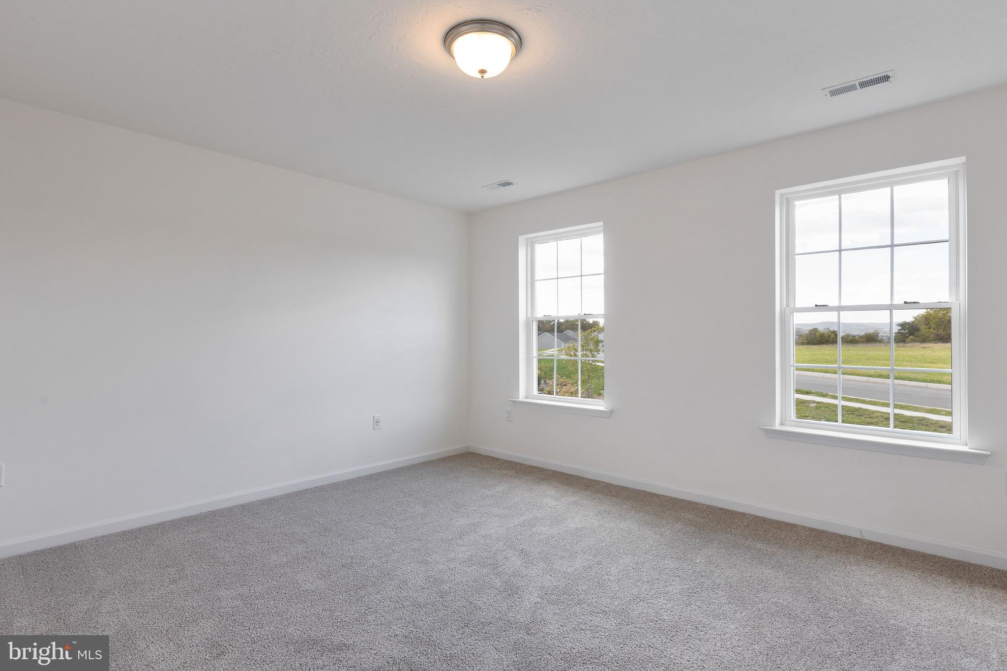 EAGLE ROCK - Residential