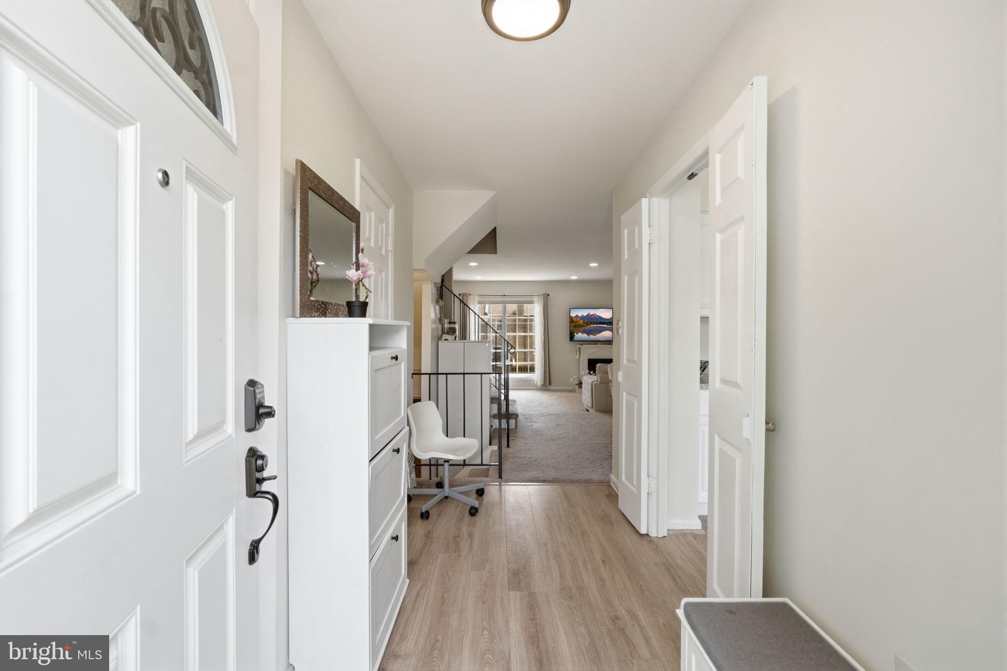 6617 GREEN ASH COURT
