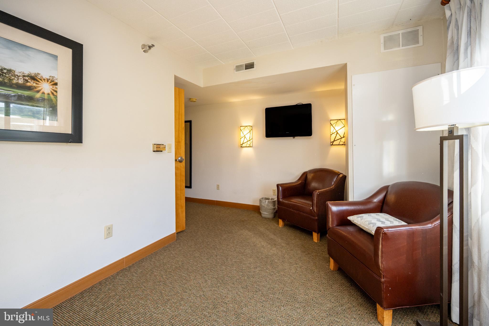 WISP HOTEL - Residential