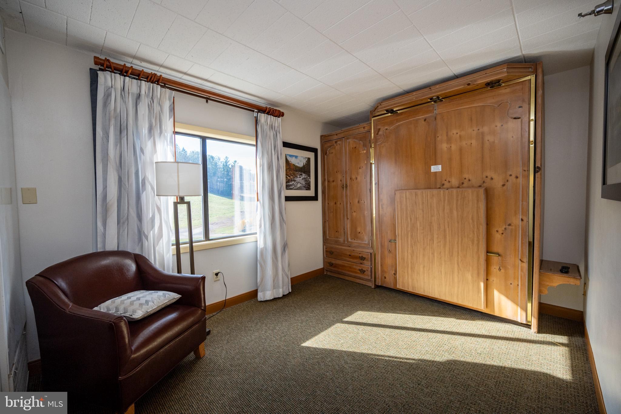 WISP HOTEL - Residential