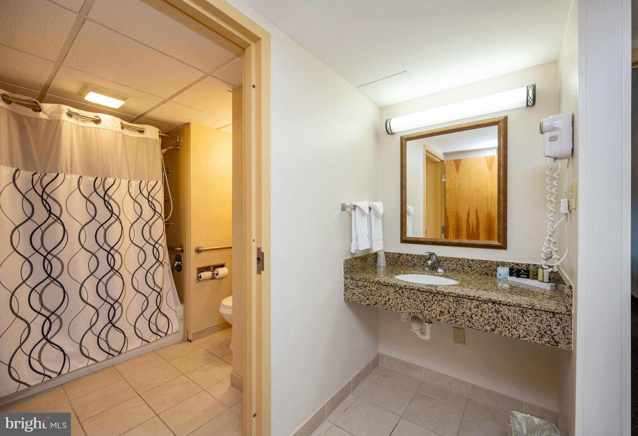 WISP HOTEL - Residential