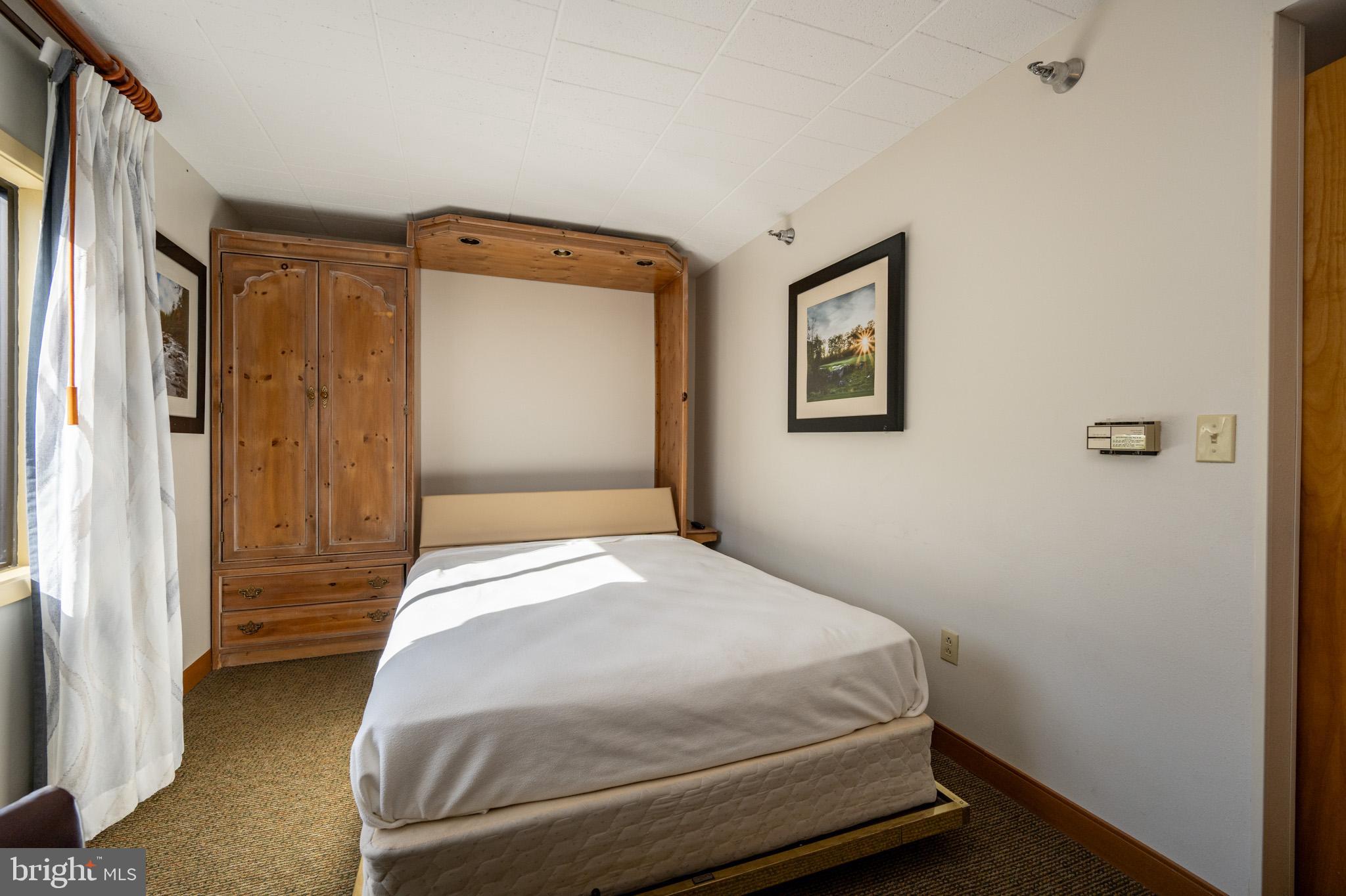 WISP HOTEL - Residential