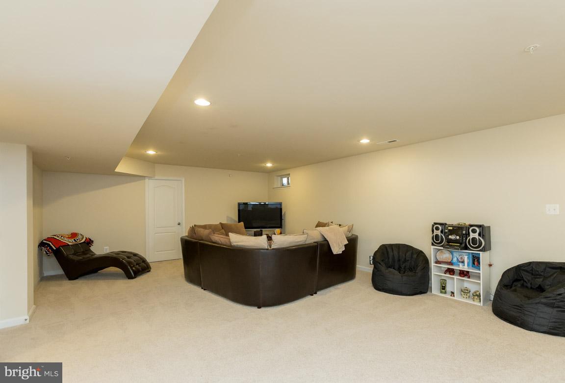 GLENEAGLES - Residential