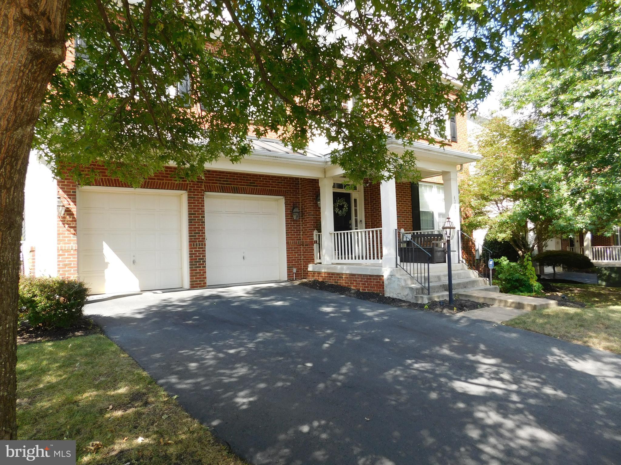 42628 EMPEROR DRIVE