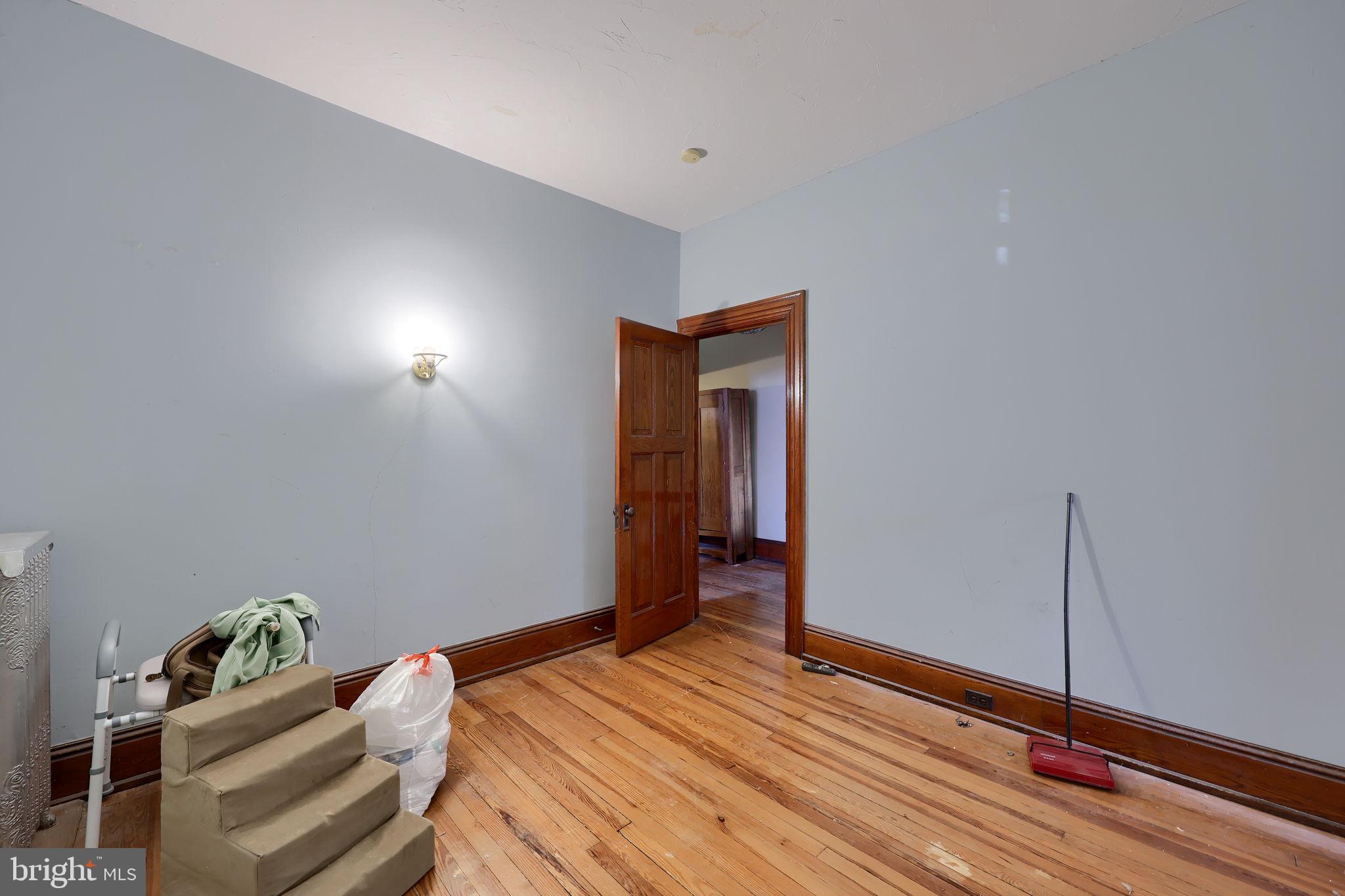 THE AVENUES - Residential