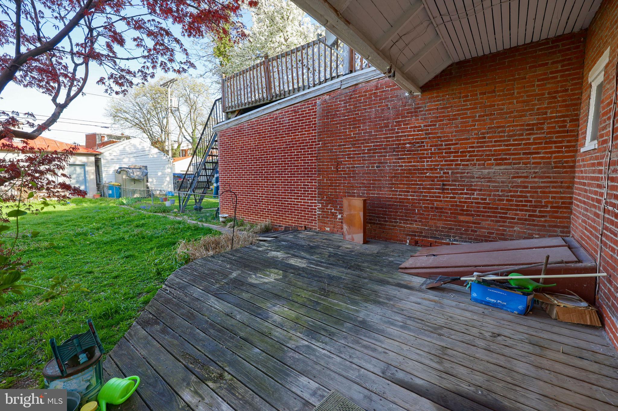 THE AVENUES - Residential