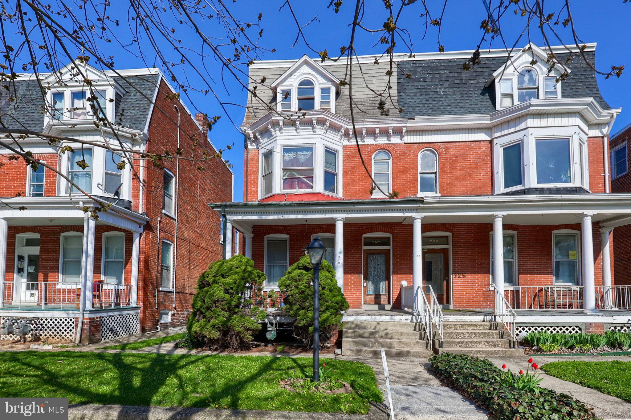 THE AVENUES - Residential