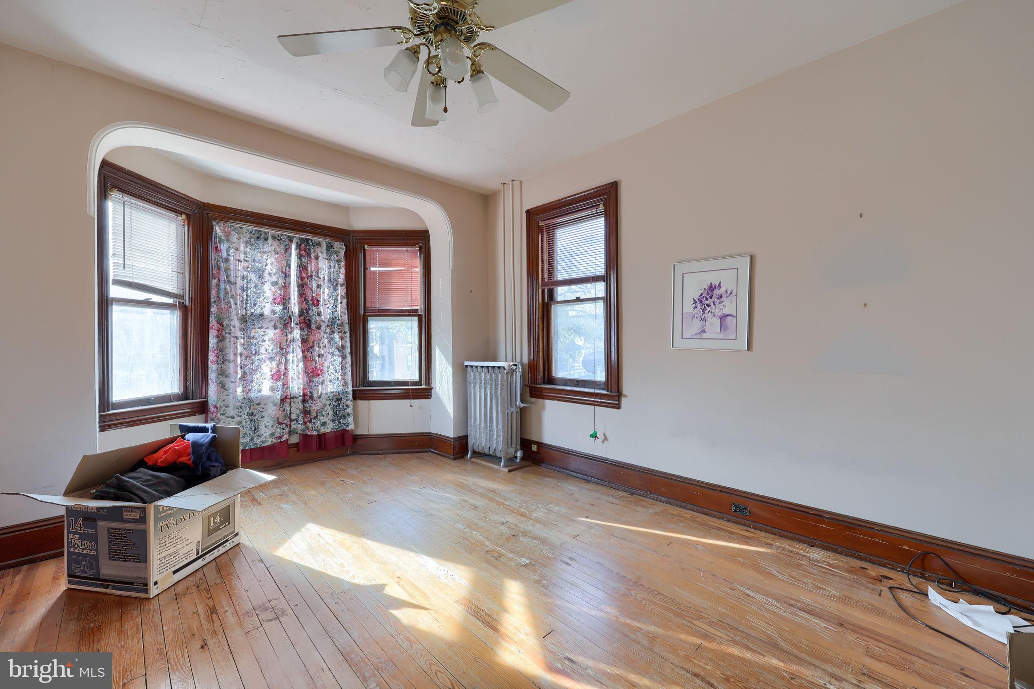 THE AVENUES - Residential