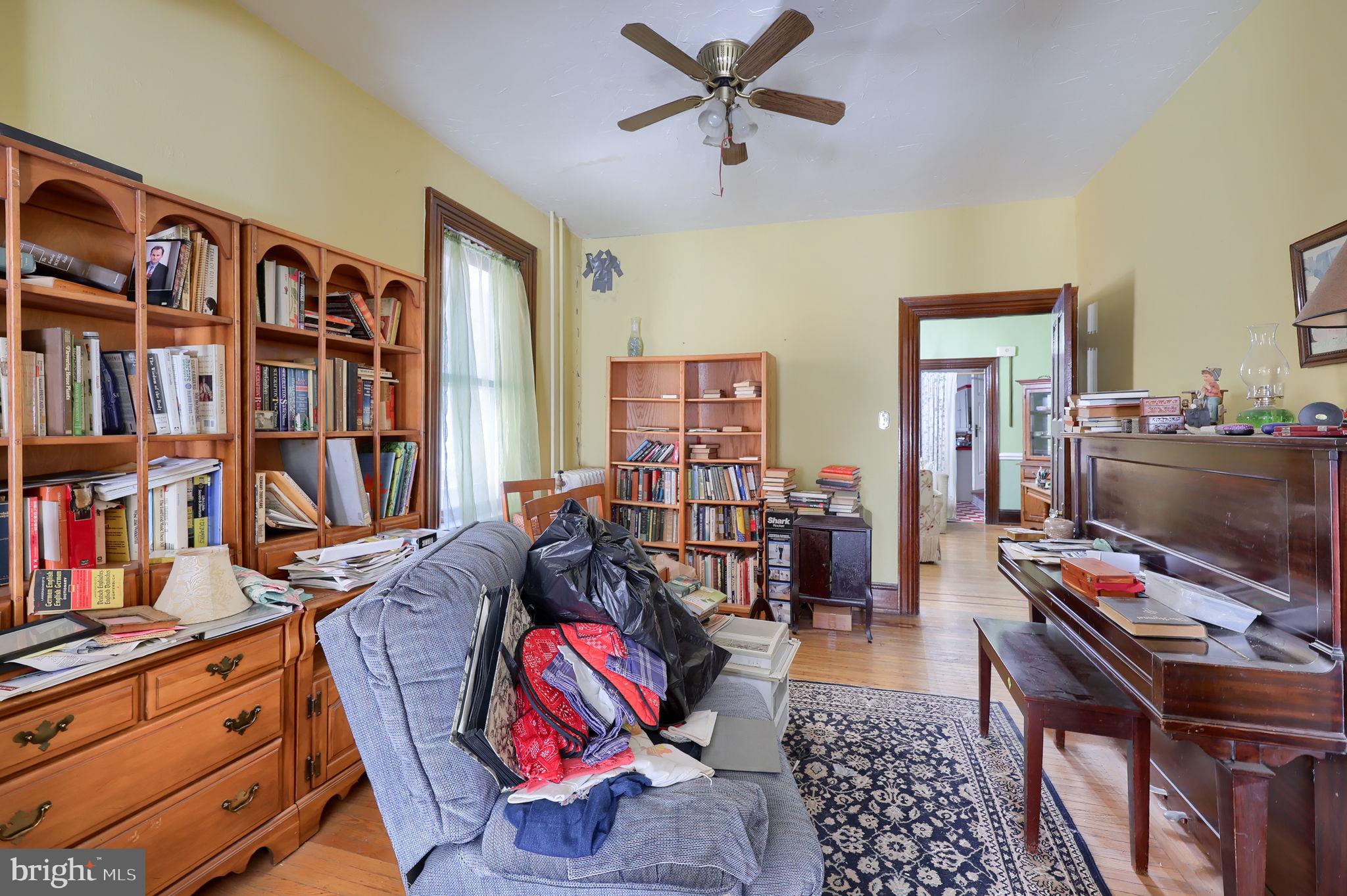 THE AVENUES - Residential