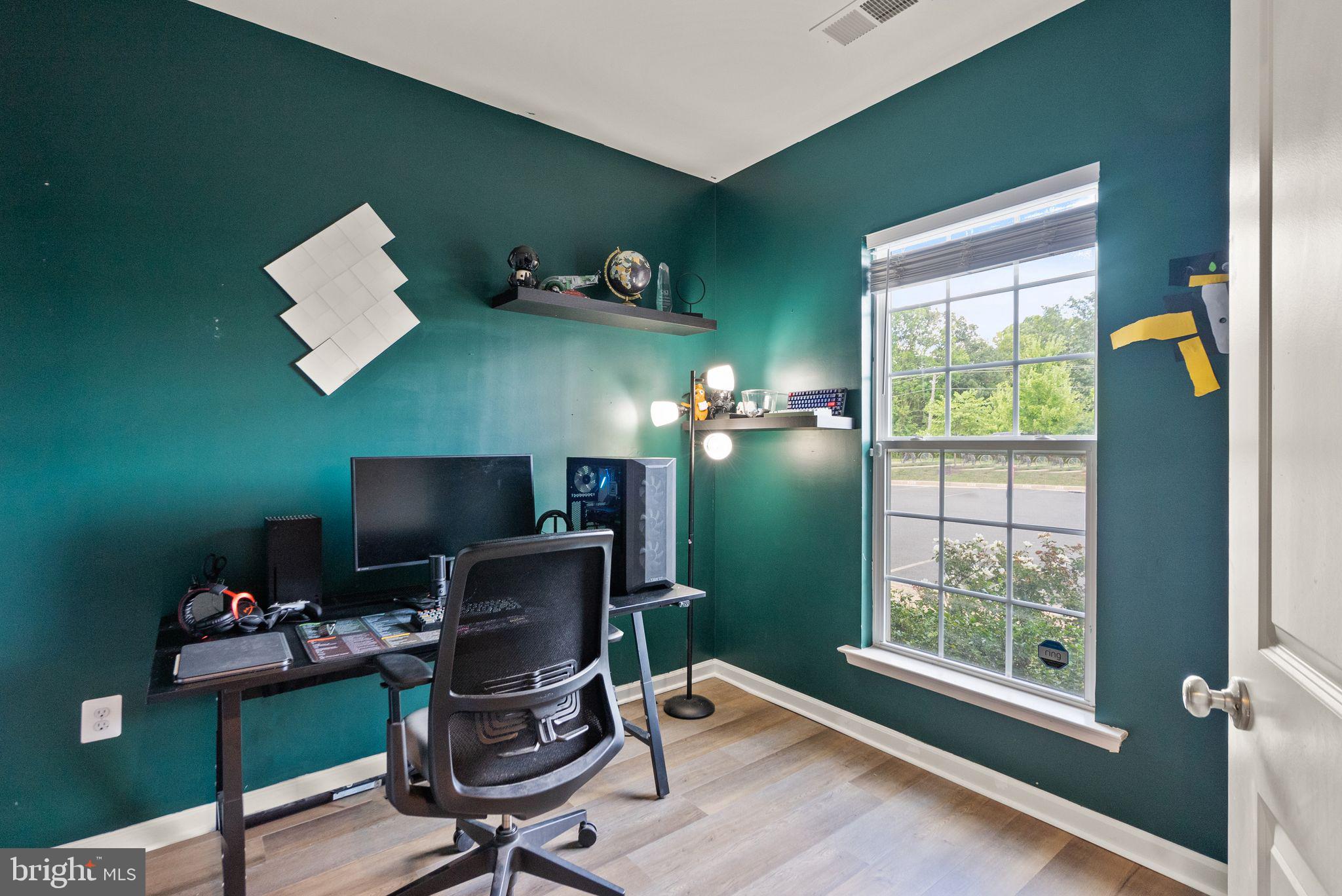 SIGNAL HILL STATION - Residential