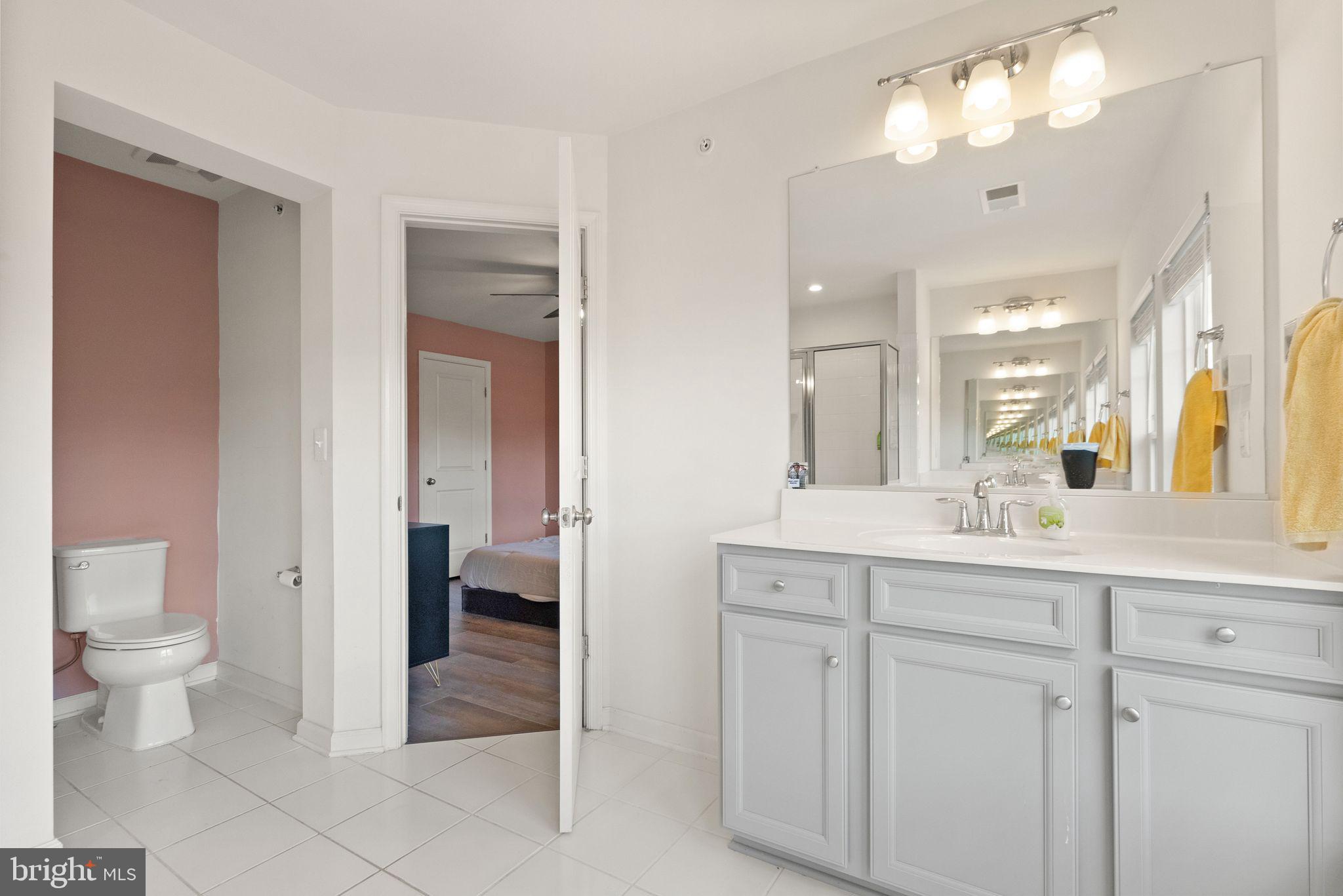 SIGNAL HILL STATION - Residential