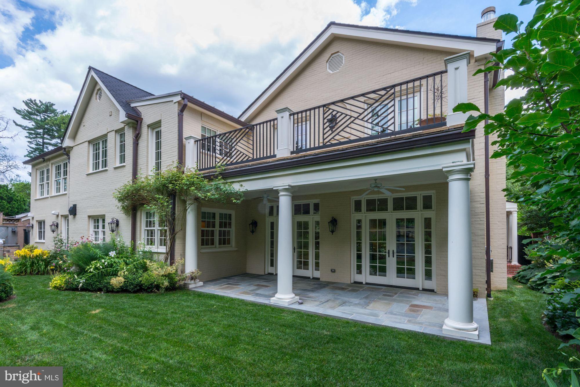 FOXHALL - Residential