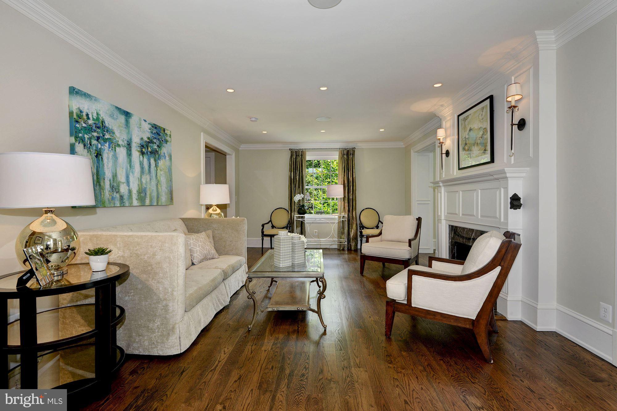 FOXHALL - Residential
