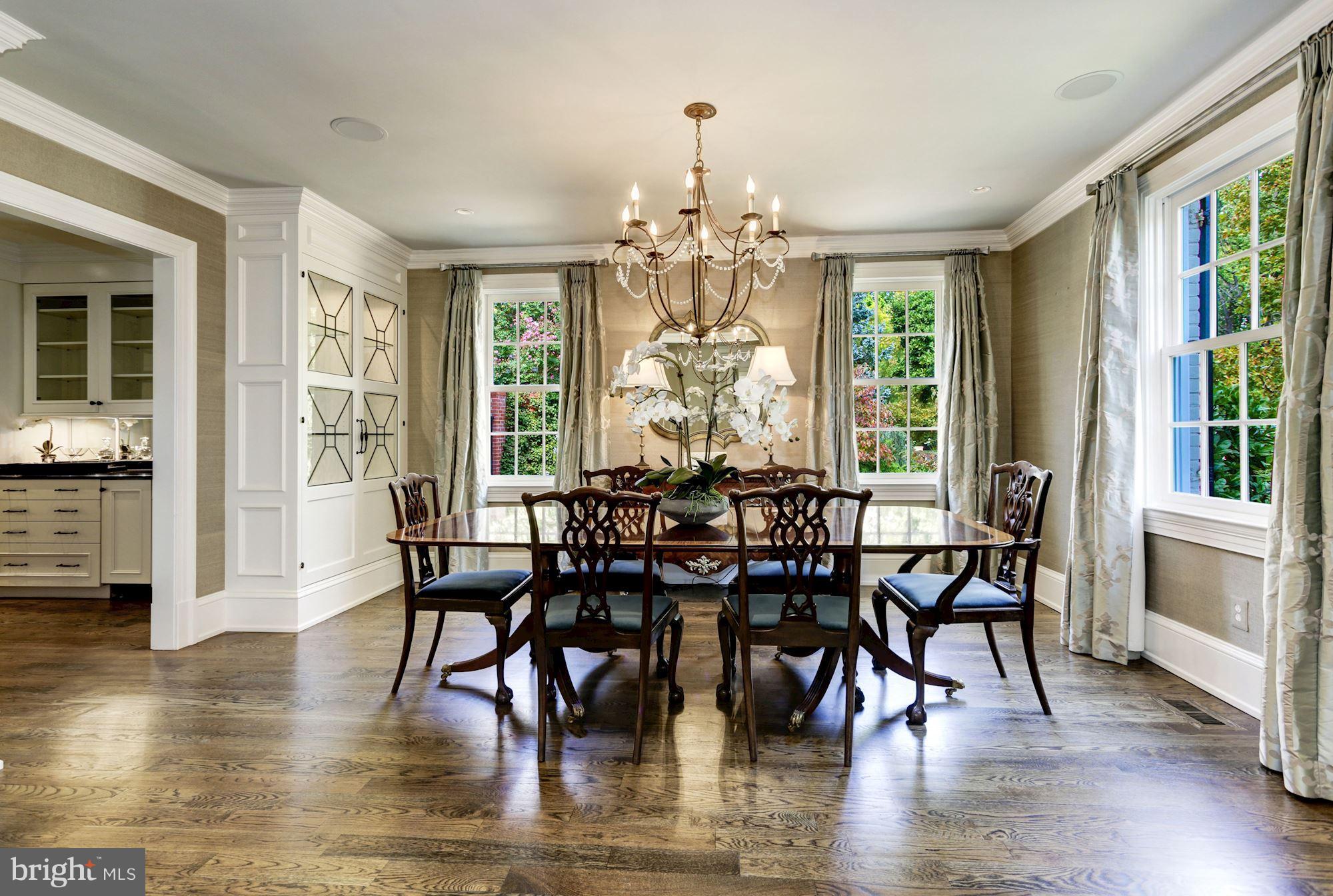 FOXHALL - Residential
