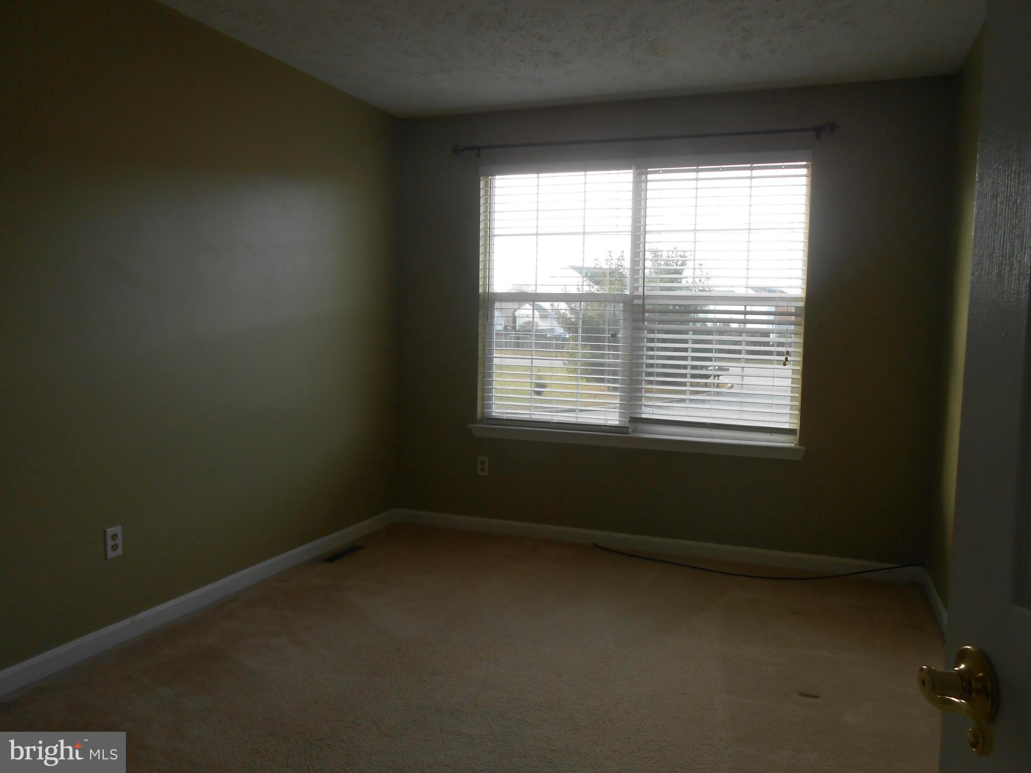 HICKORY HILLS - Residential Lease