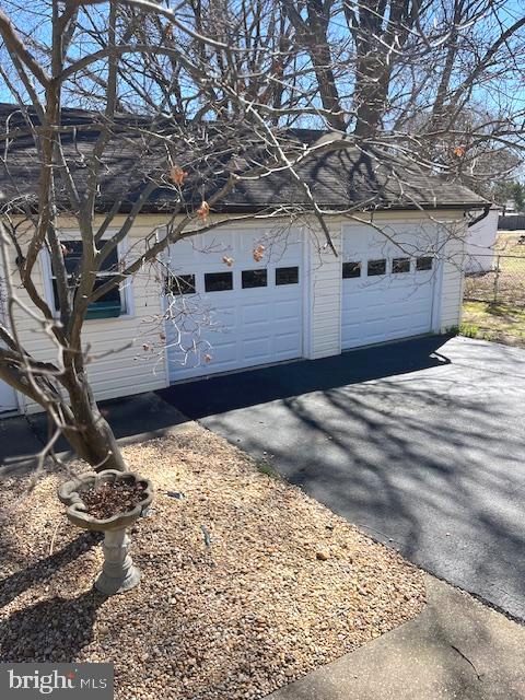 GOLDEN BEACH - Residential