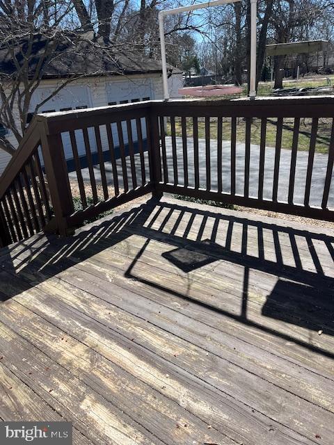 GOLDEN BEACH - Residential