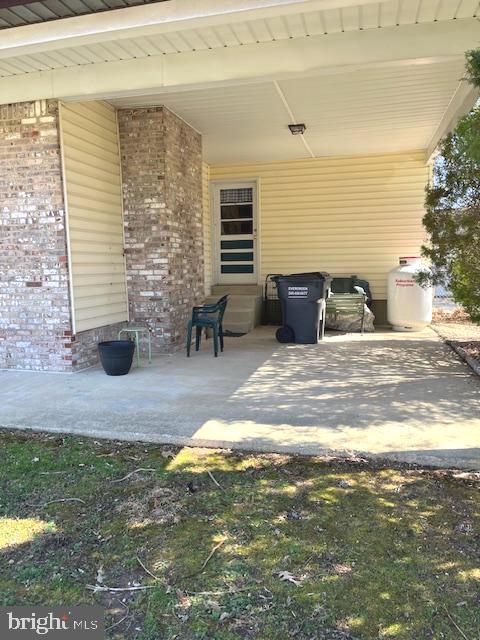 GOLDEN BEACH - Residential