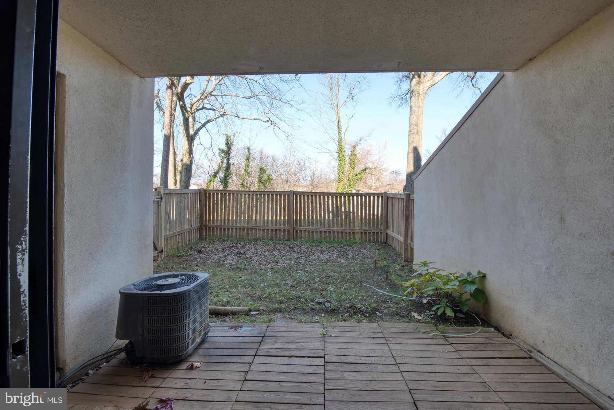 TREETOP CONDO - Residential