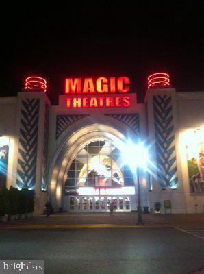 TREETOP CONDO - Residential