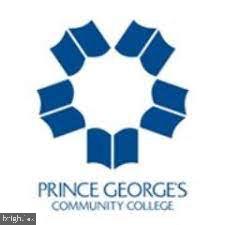 TREETOP CONDO - Residential