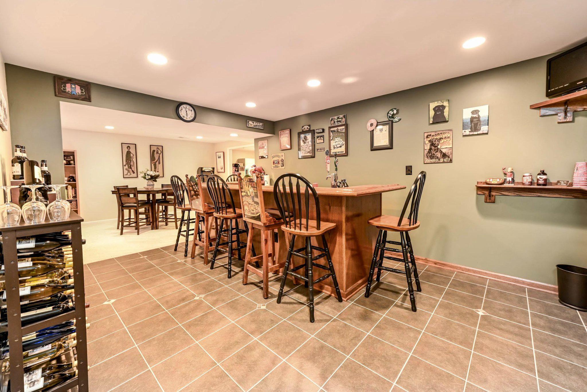 POTOMAC LAKES - Residential