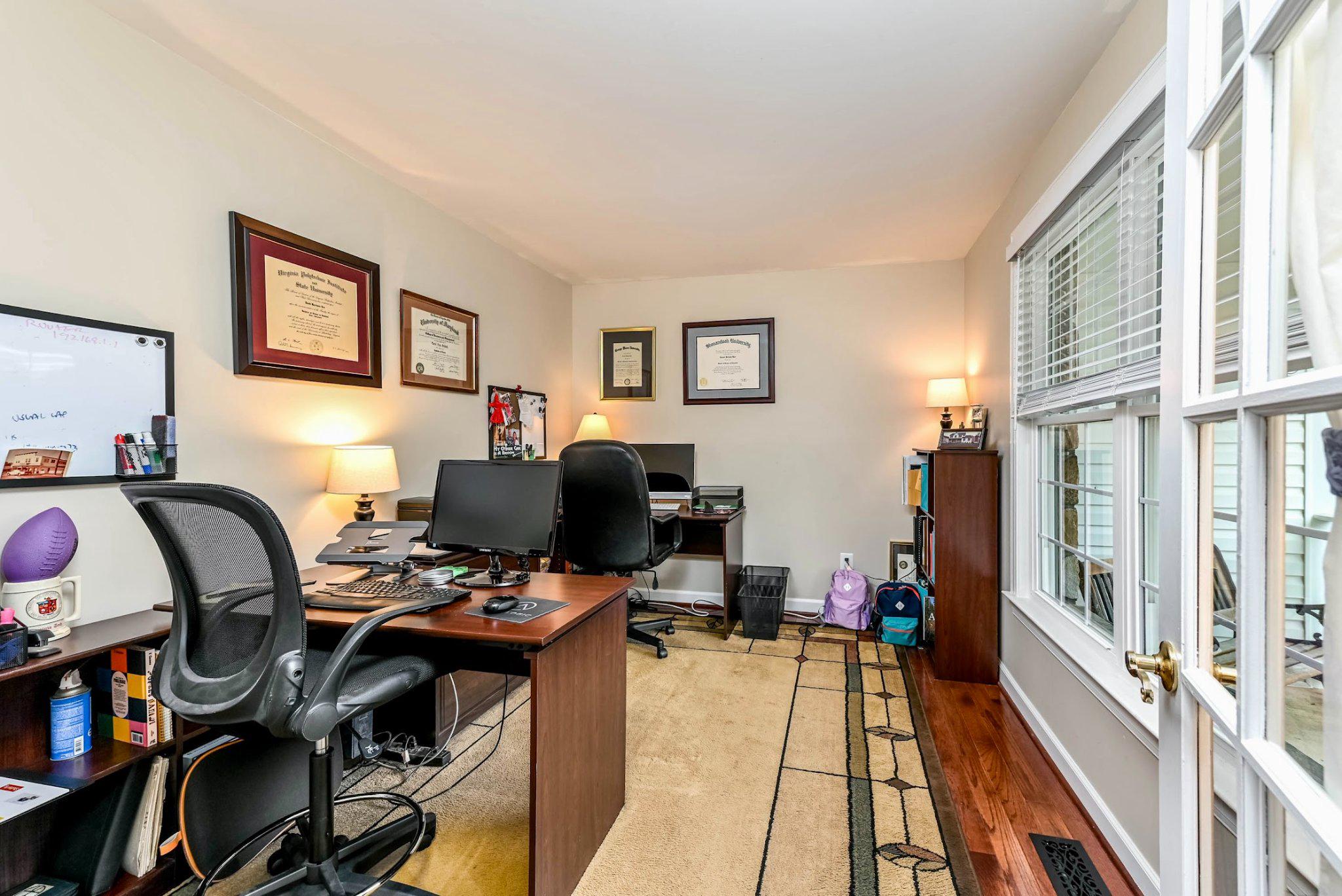 POTOMAC LAKES - Residential