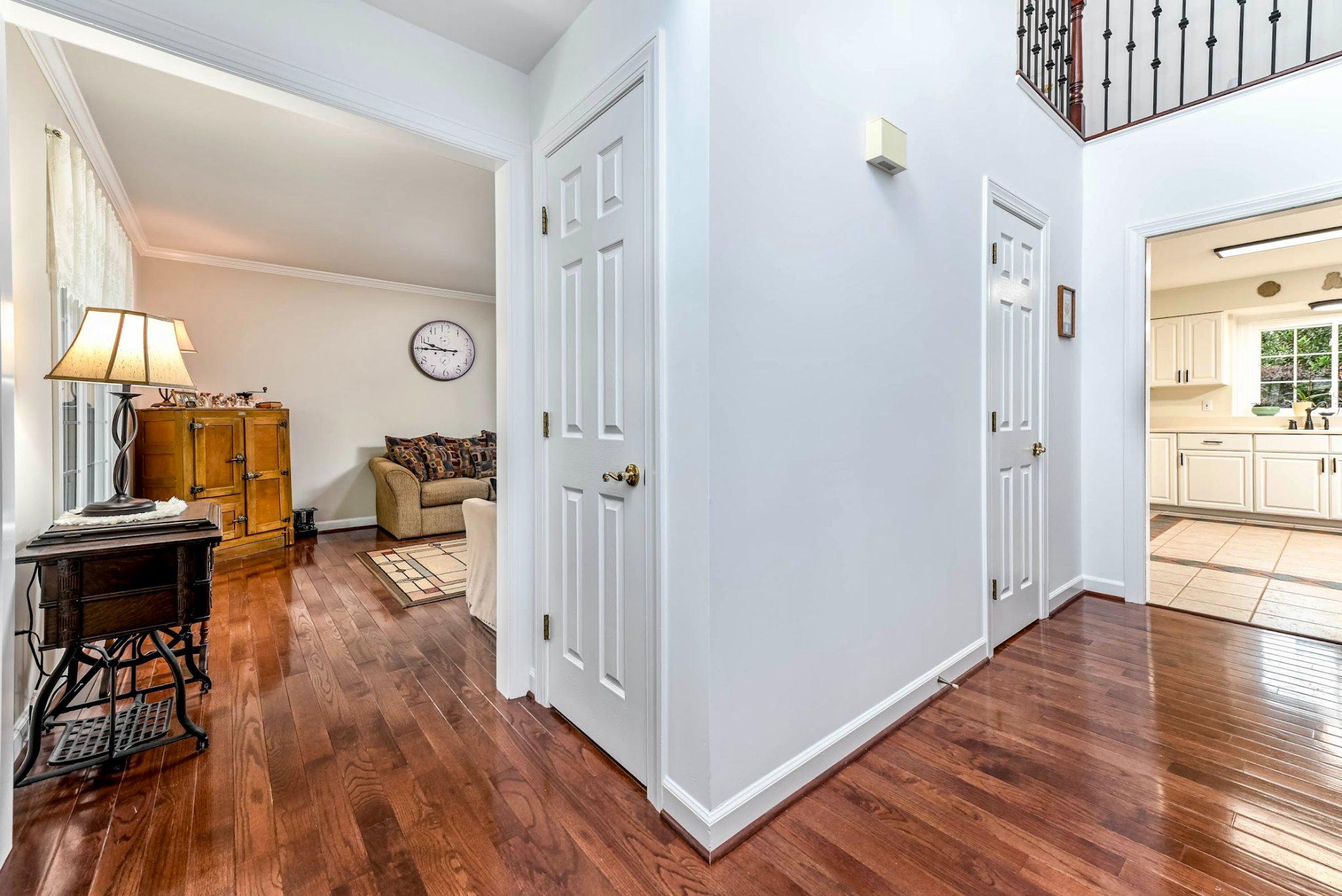 POTOMAC LAKES - Residential