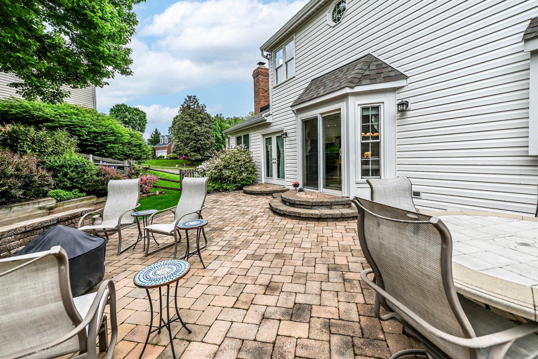 POTOMAC LAKES - Residential