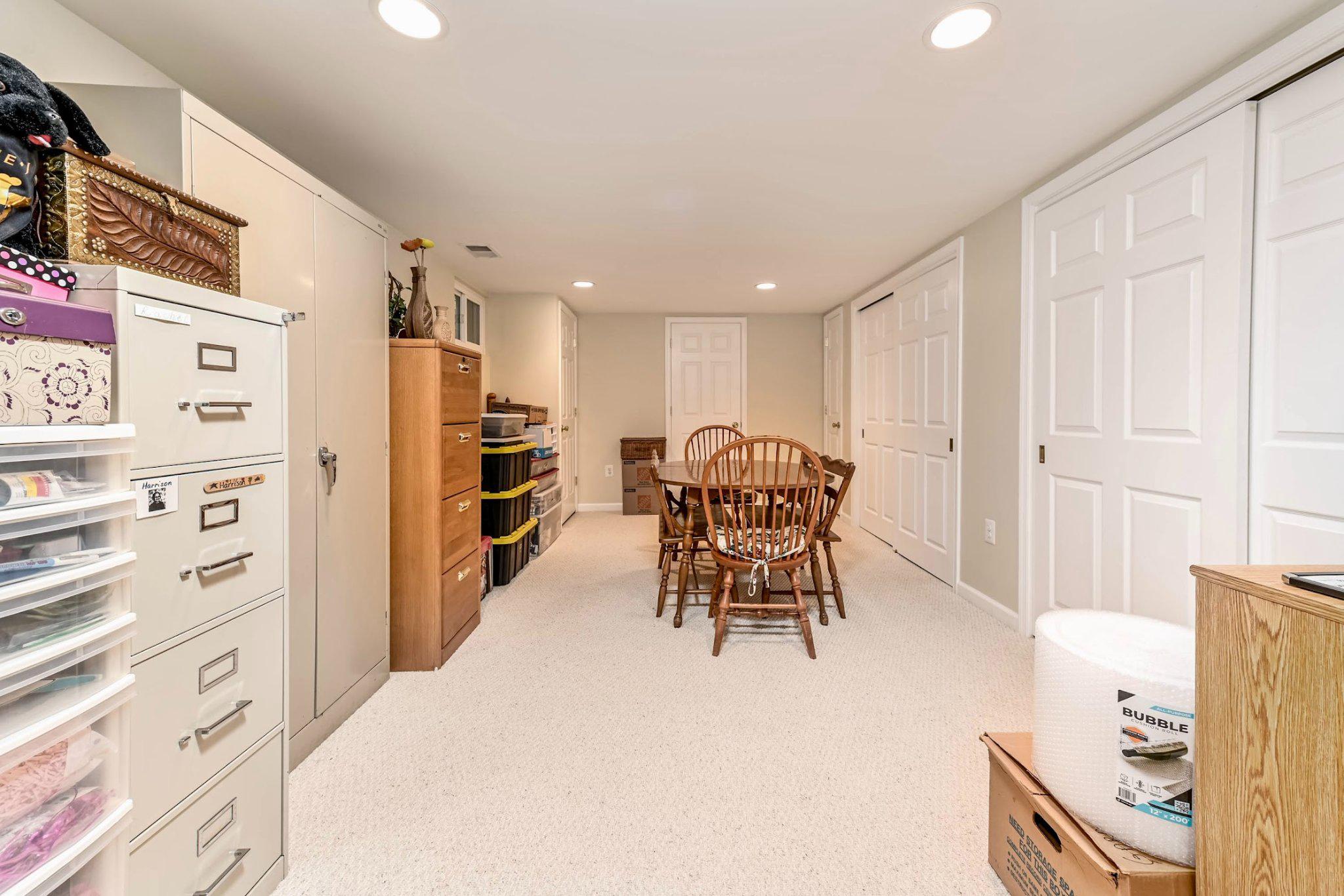 POTOMAC LAKES - Residential