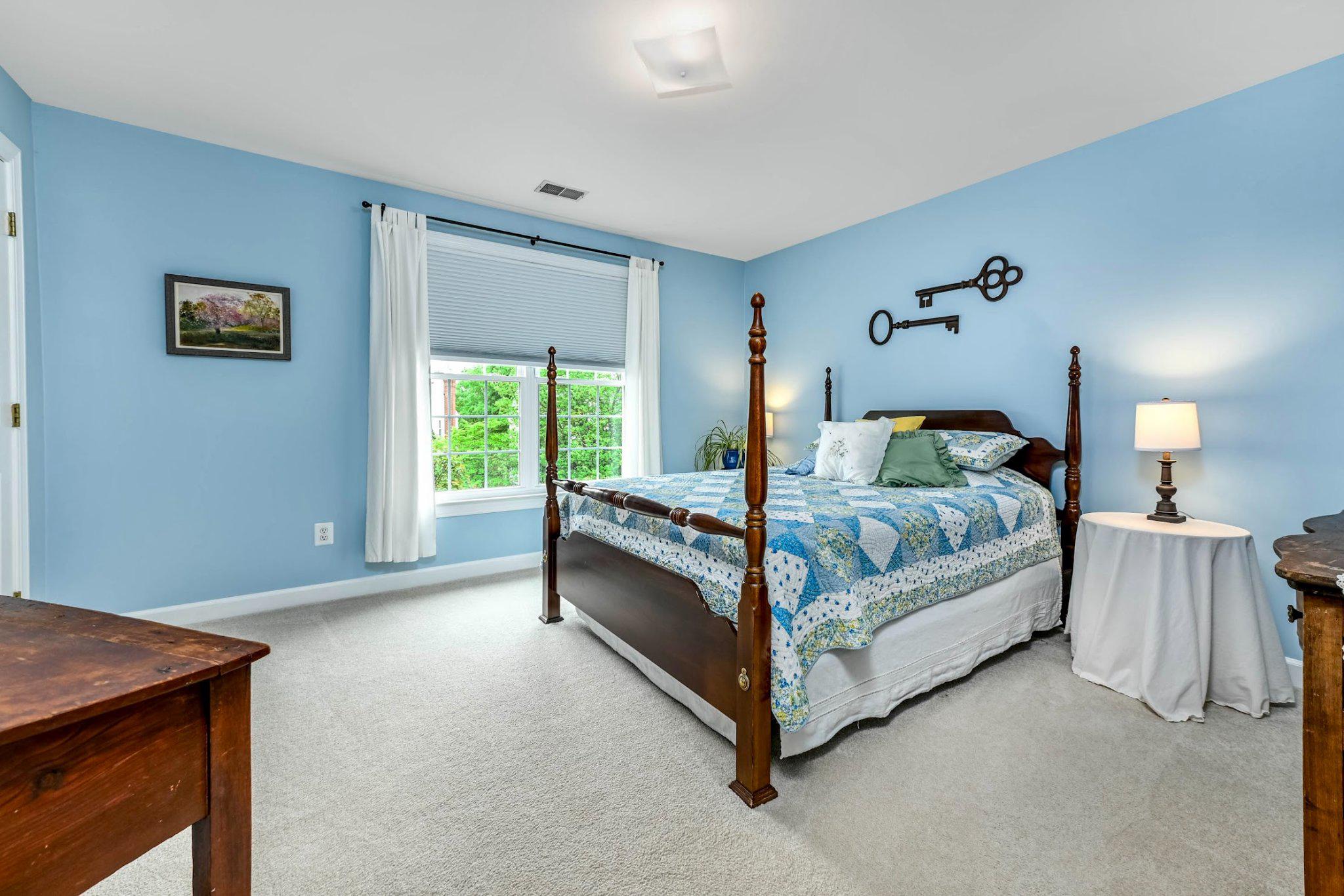 POTOMAC LAKES - Residential