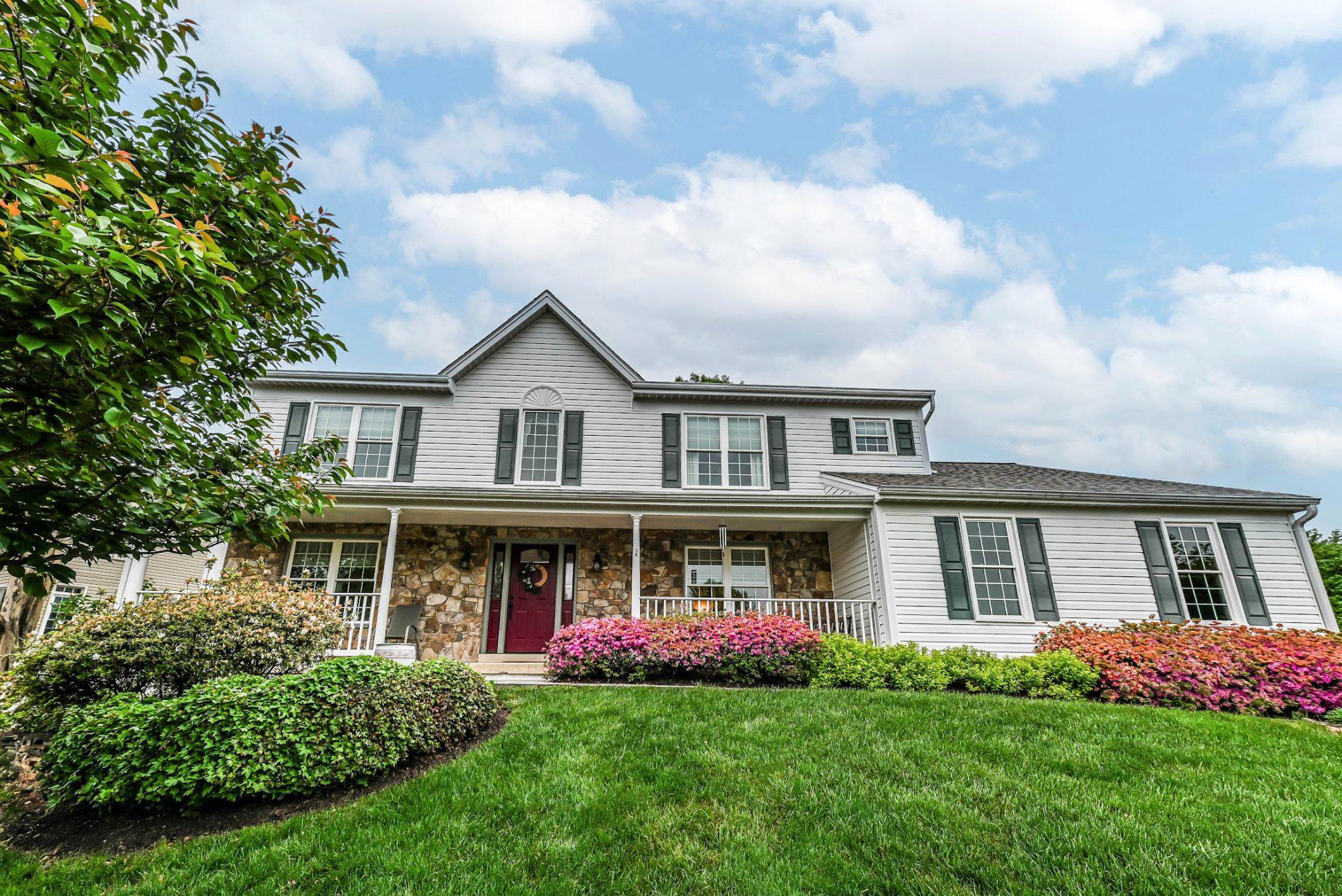 POTOMAC LAKES - Residential