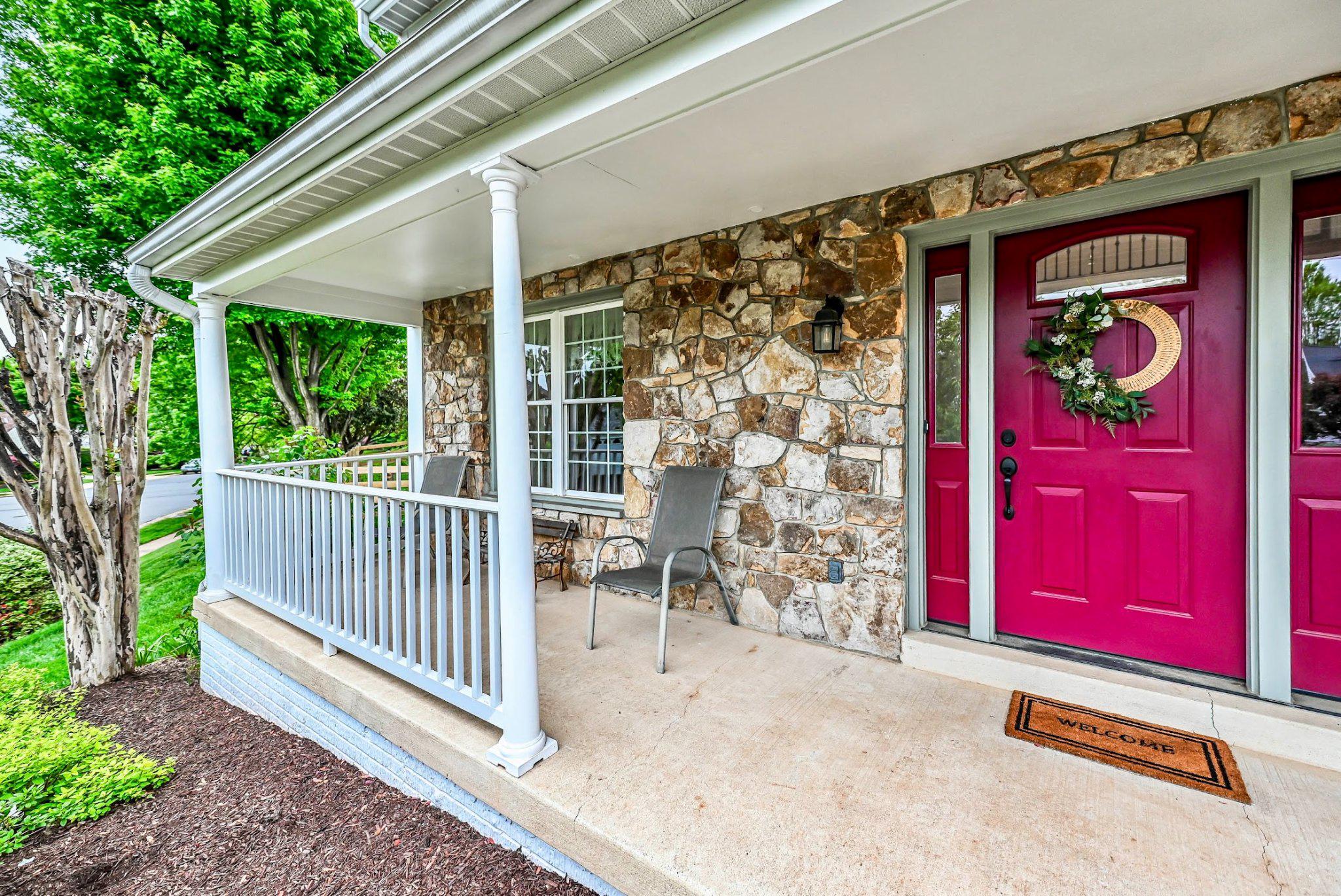 POTOMAC LAKES - Residential