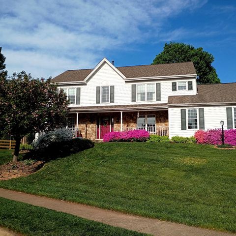 Photo of 20595 Shadow Woods Court, STERLING, VA 20165 (MLS # VALO2122218)