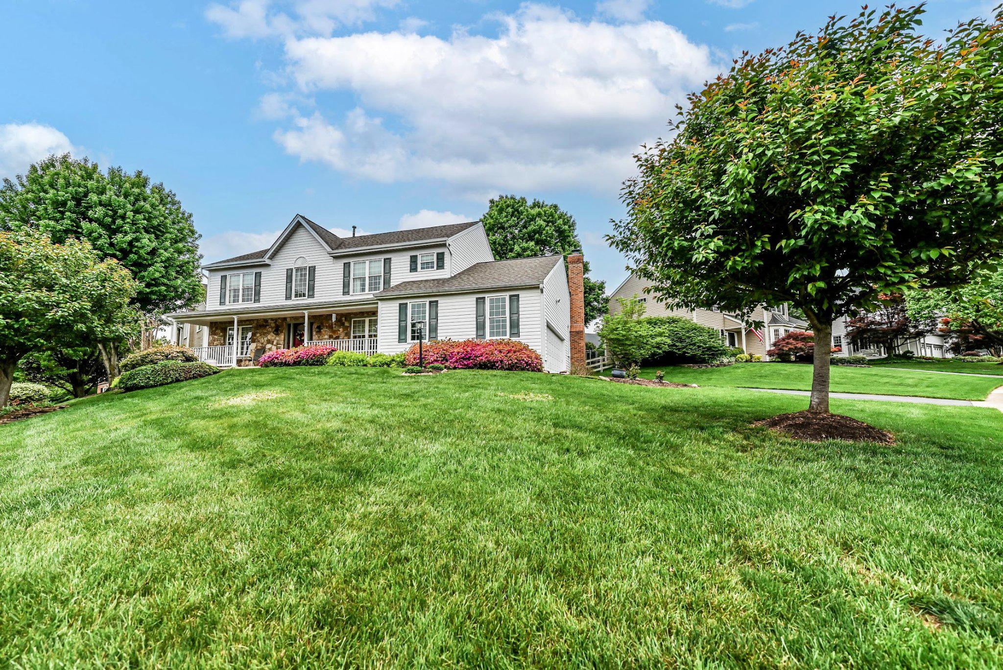 POTOMAC LAKES - Residential