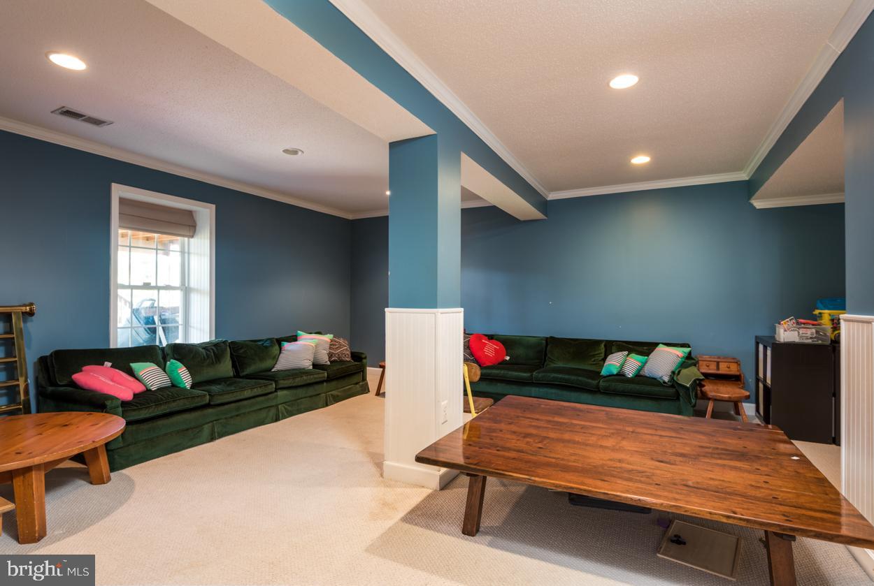 HERITAGE FARMS - Residential