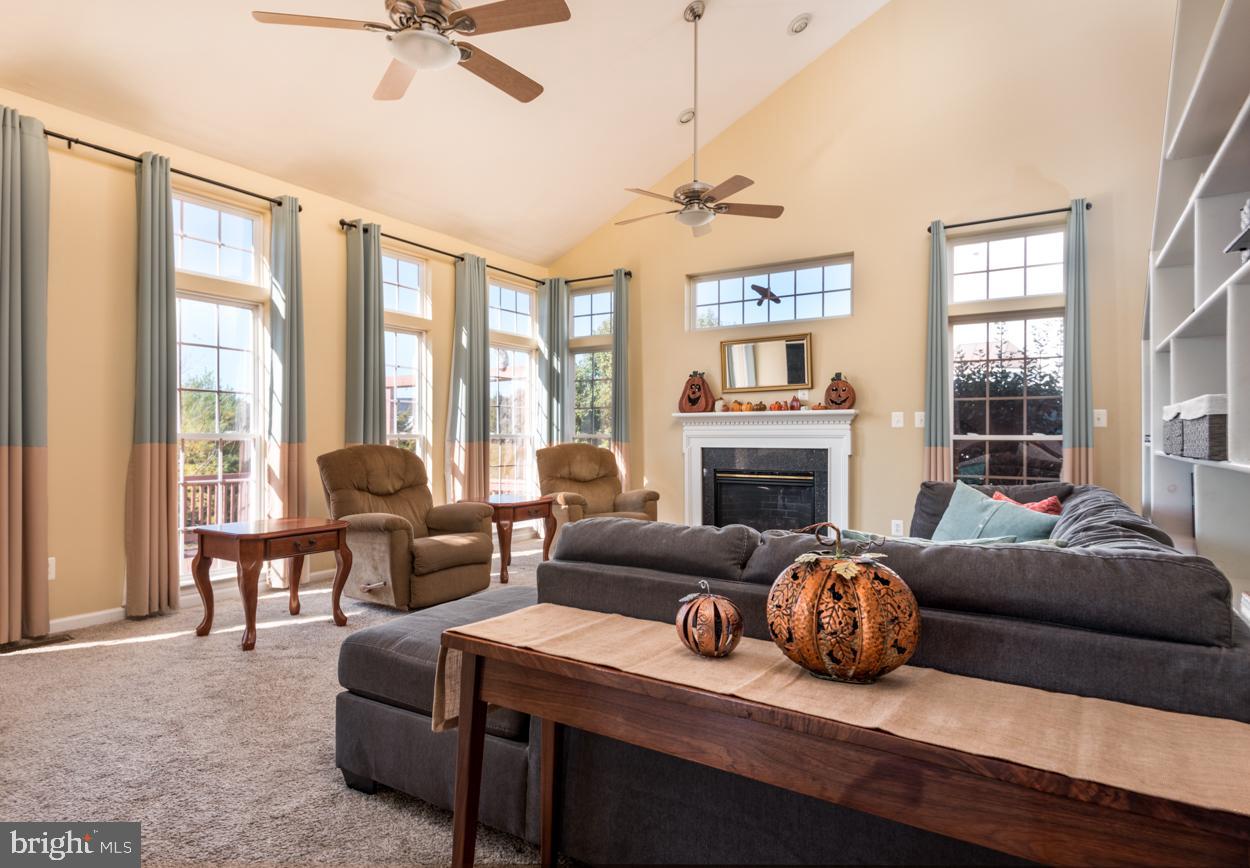 HERITAGE FARMS - Residential