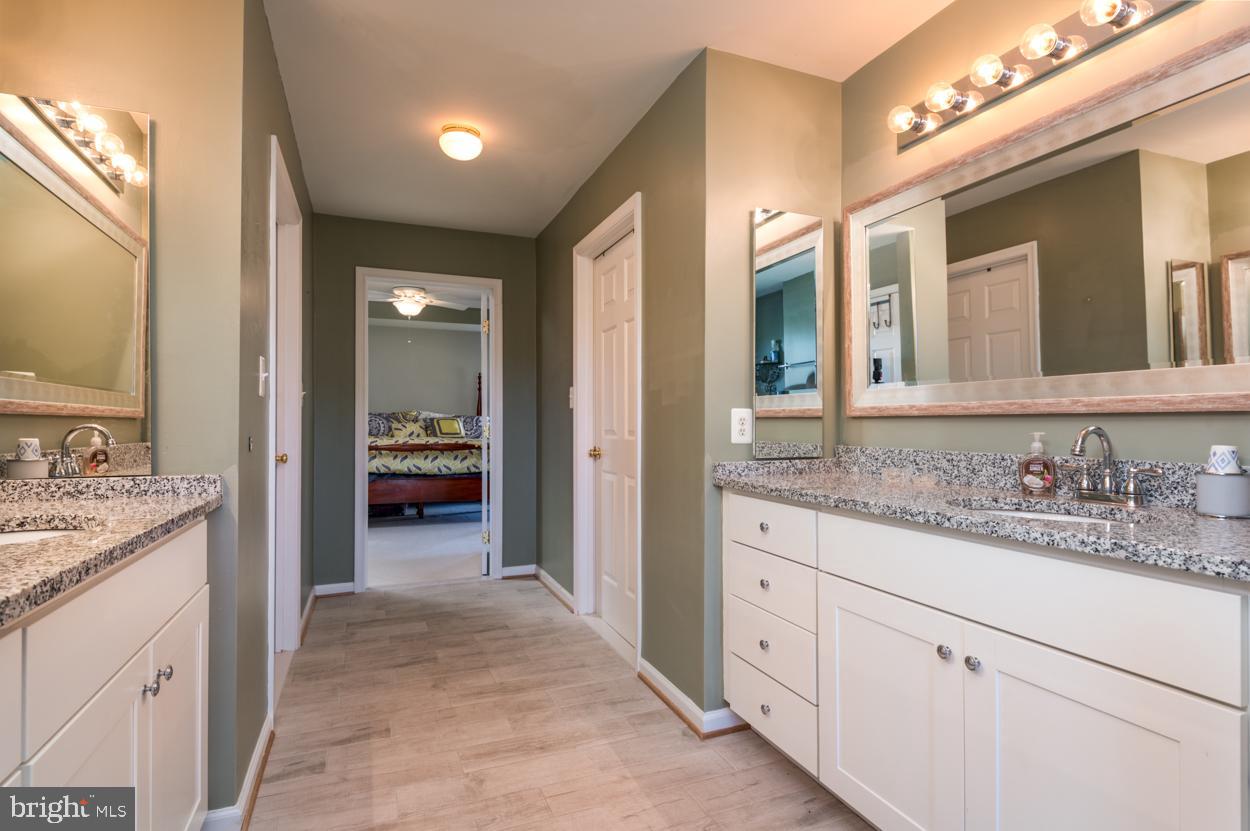 HERITAGE FARMS - Residential