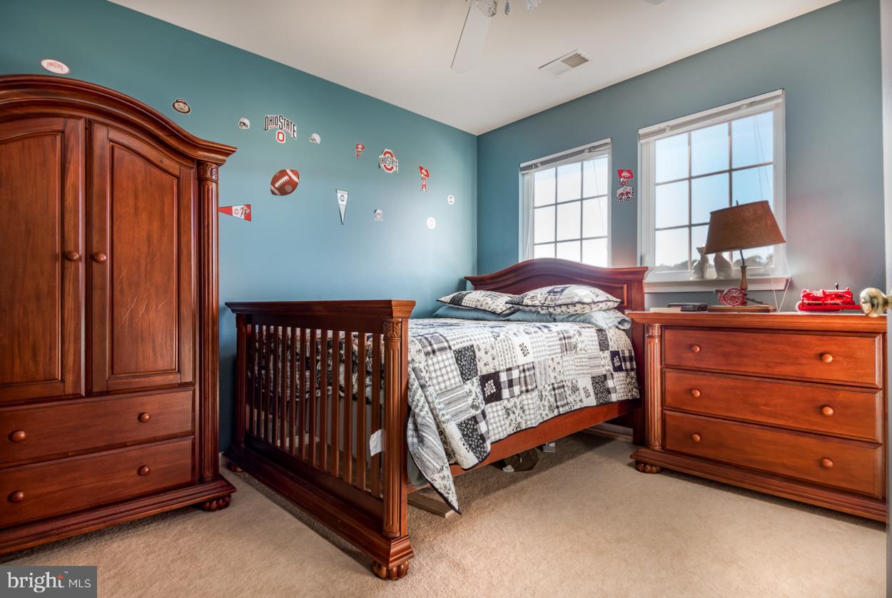 HERITAGE FARMS - Residential