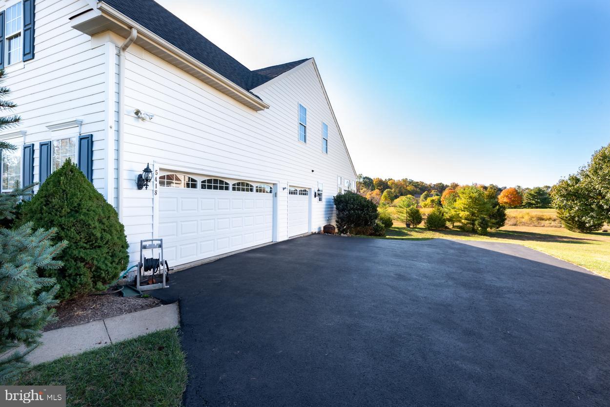 HERITAGE FARMS - Residential