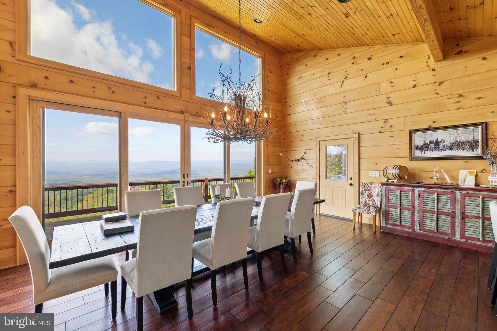 BLUFFS ON THE POTOMAC - Residential