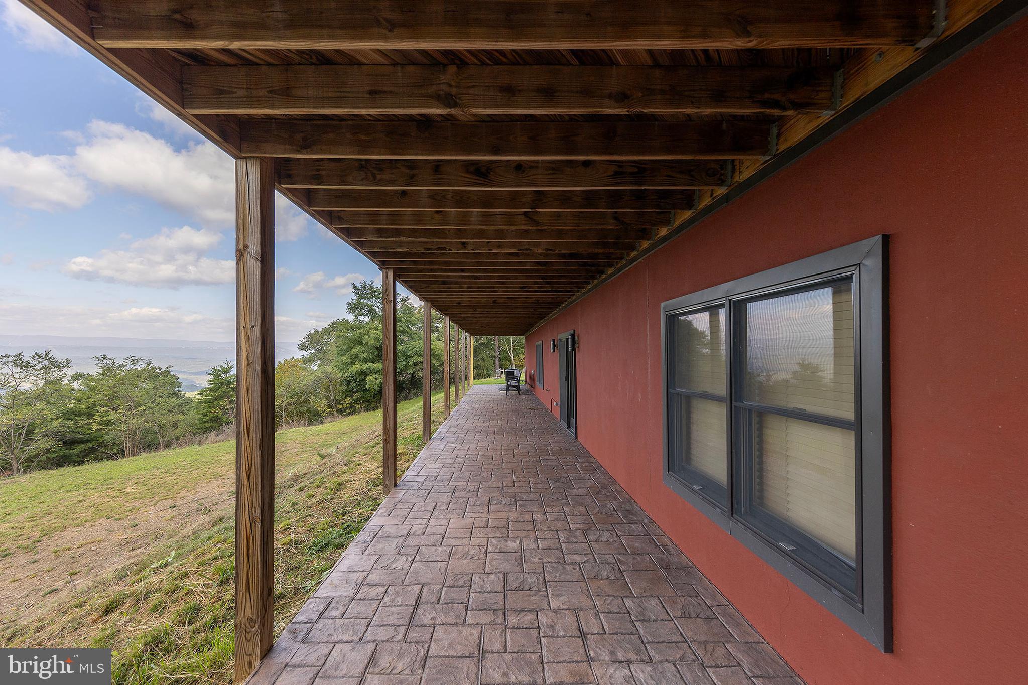 BLUFFS ON THE POTOMAC - Residential