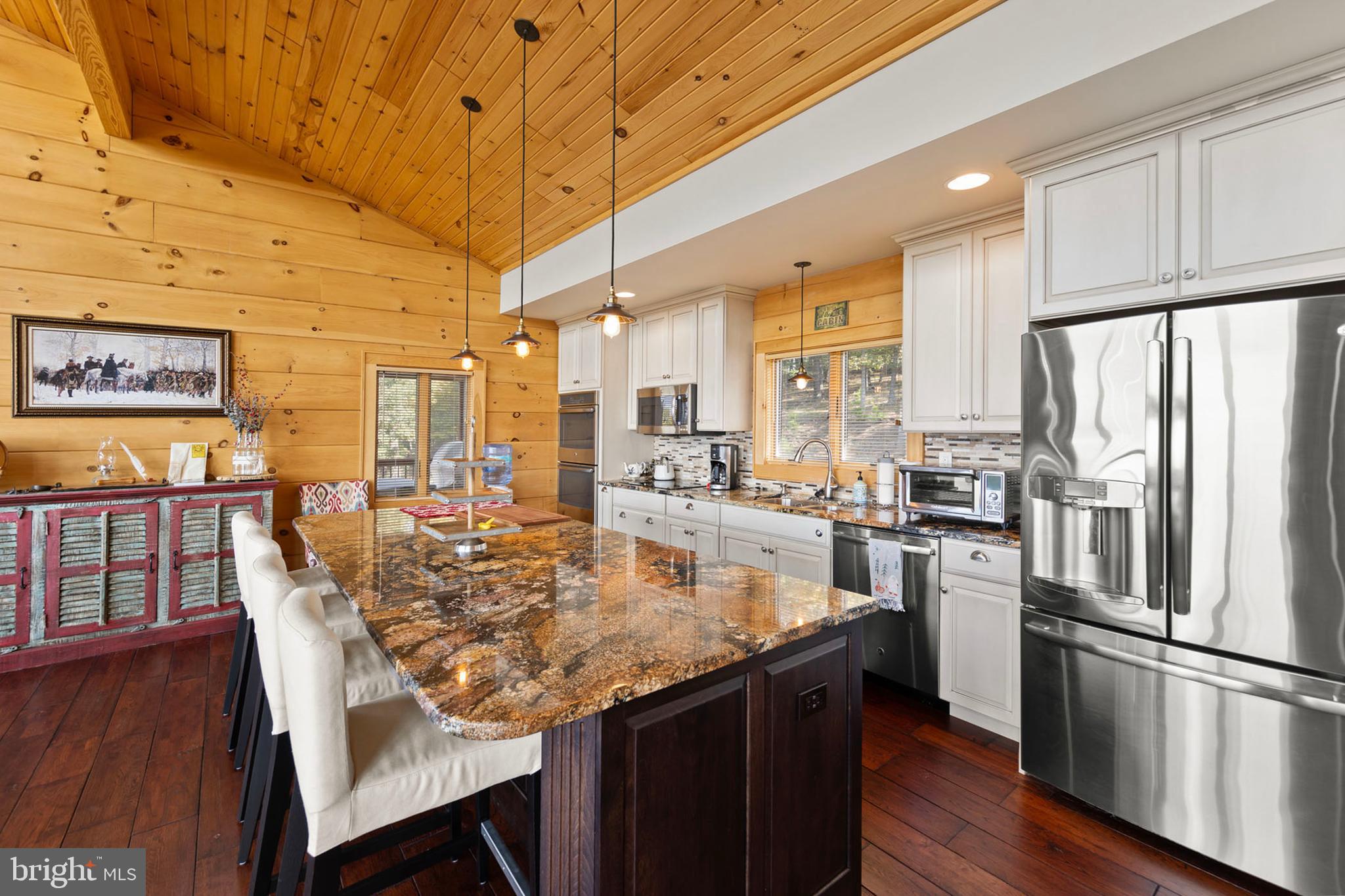 BLUFFS ON THE POTOMAC - Residential