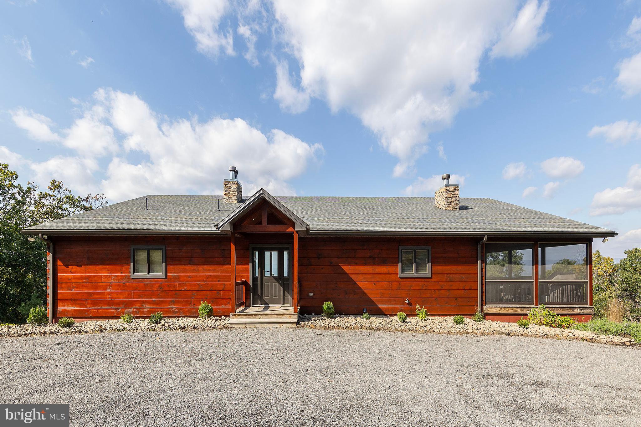 BLUFFS ON THE POTOMAC - Residential