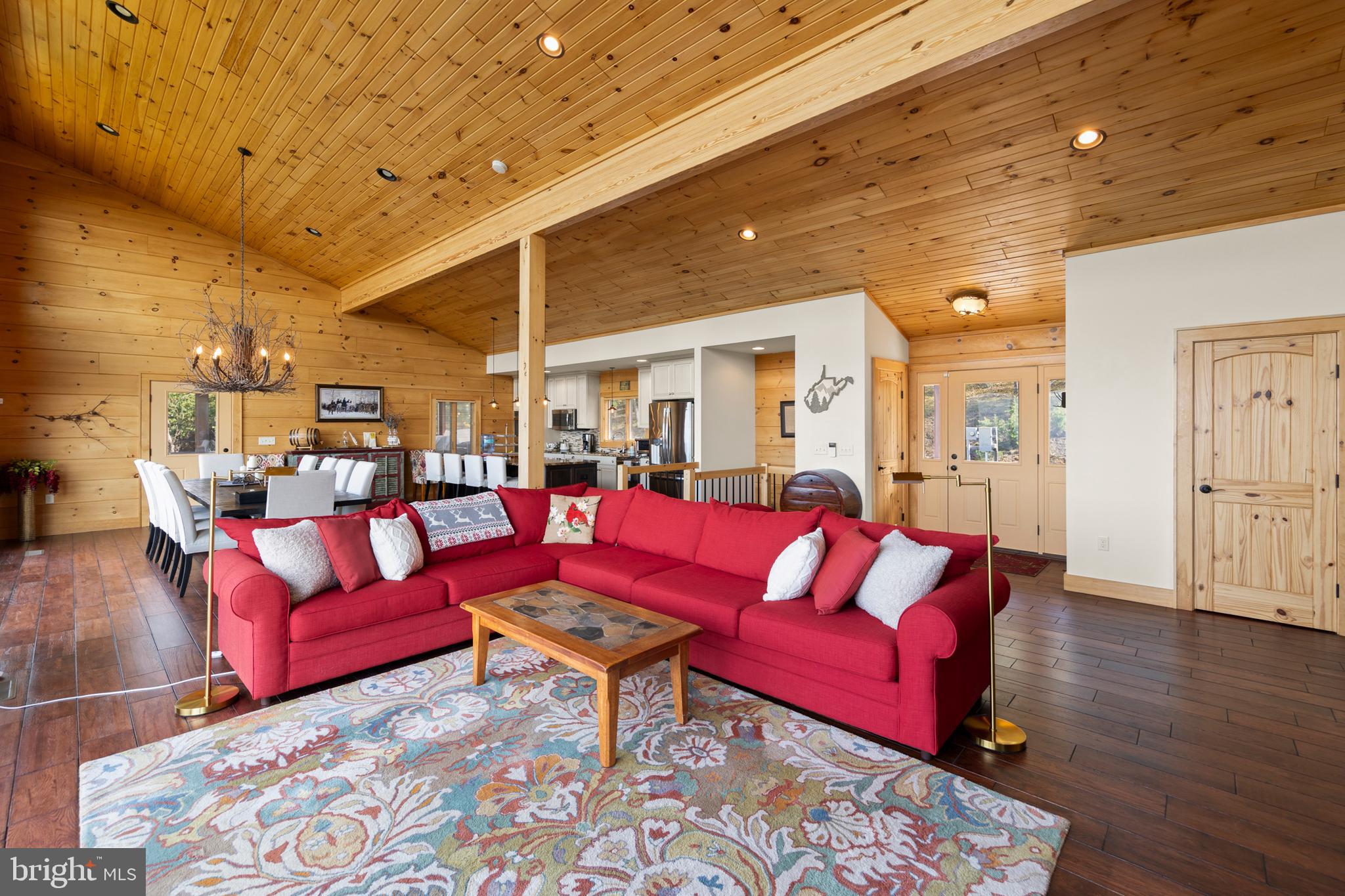 BLUFFS ON THE POTOMAC - Residential