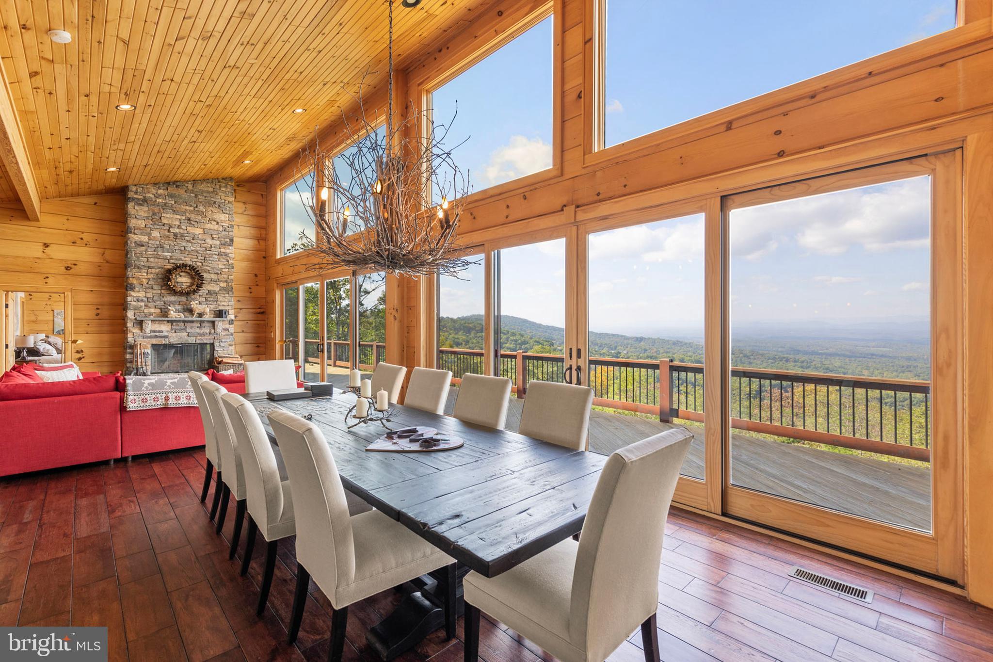 BLUFFS ON THE POTOMAC - Residential