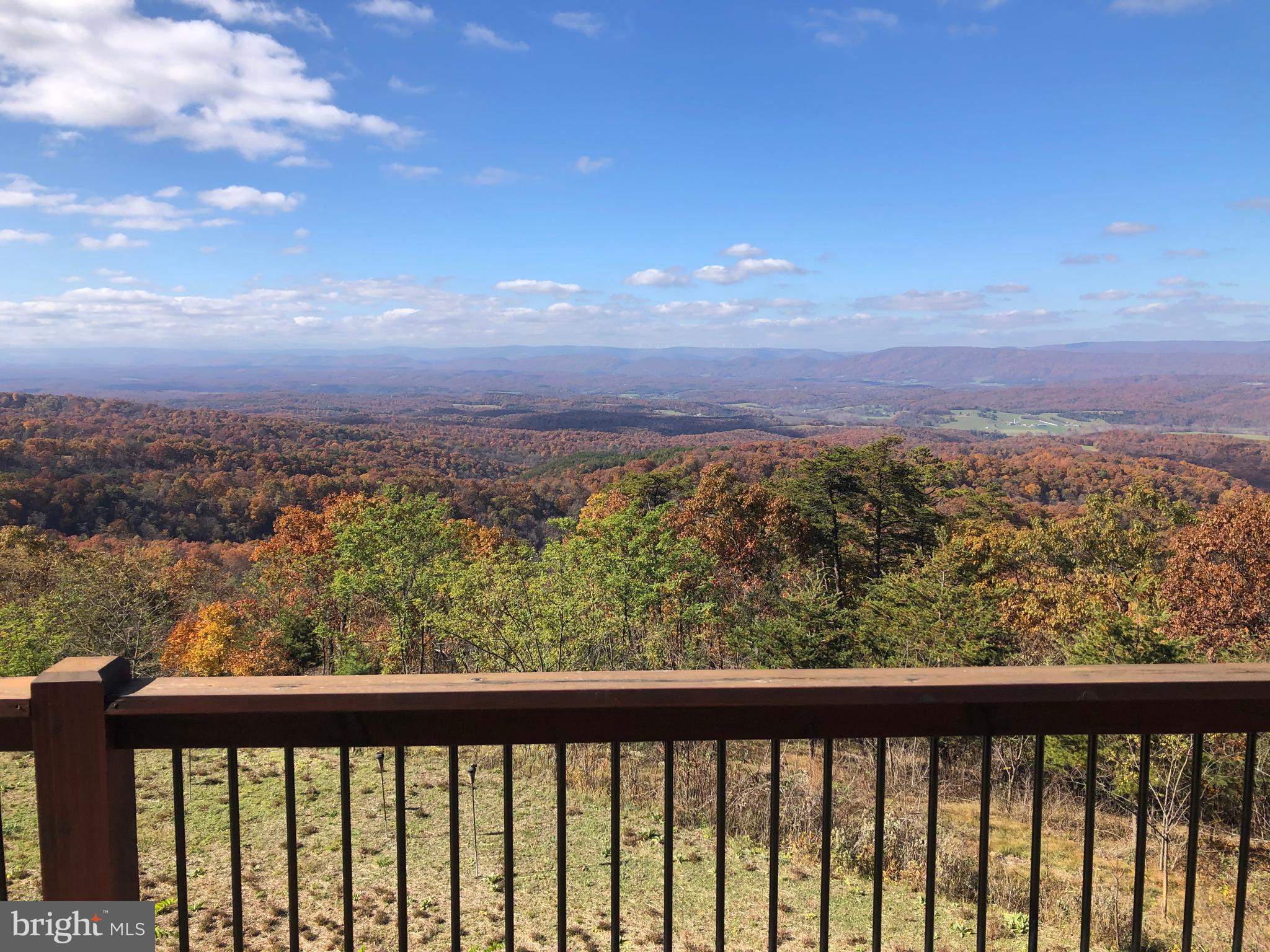 BLUFFS ON THE POTOMAC - Residential